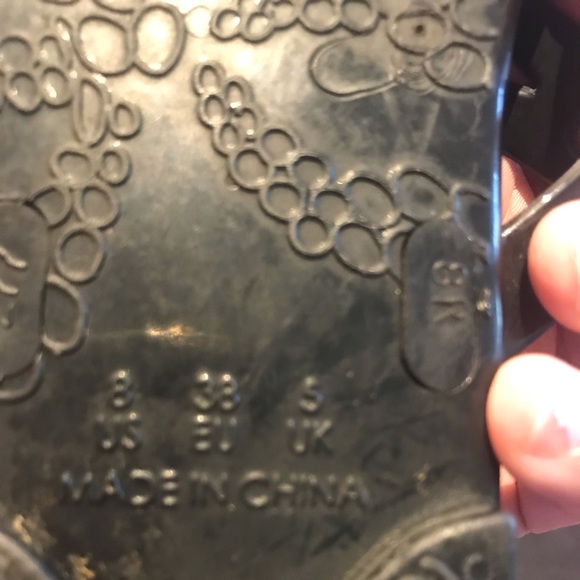 Lindsay Phillips Starfish Switchflops Flip Flops - Picture 7 of 7